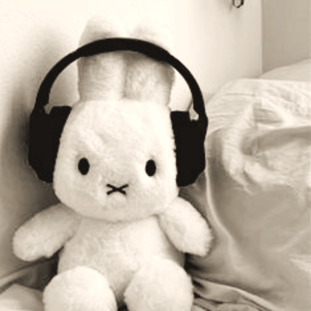 Meet your Posher, Angianna